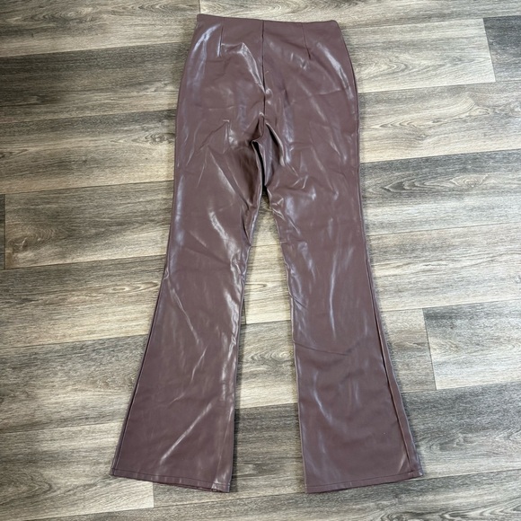 ASOS DESIGN Tall stretch faux leather flare pants - Picture 3 of 10